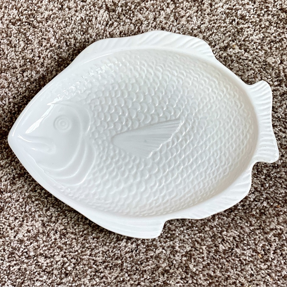 Whittier Pottery White Fish Serving Dish - 11.5”